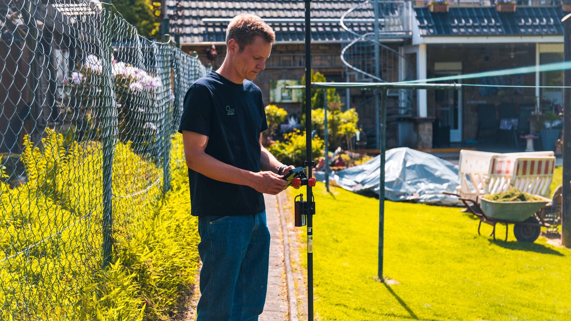 5091_dataflor2.jpg Digitales Aufmaß schnell, präzise und direkt vor Ort erfassen.