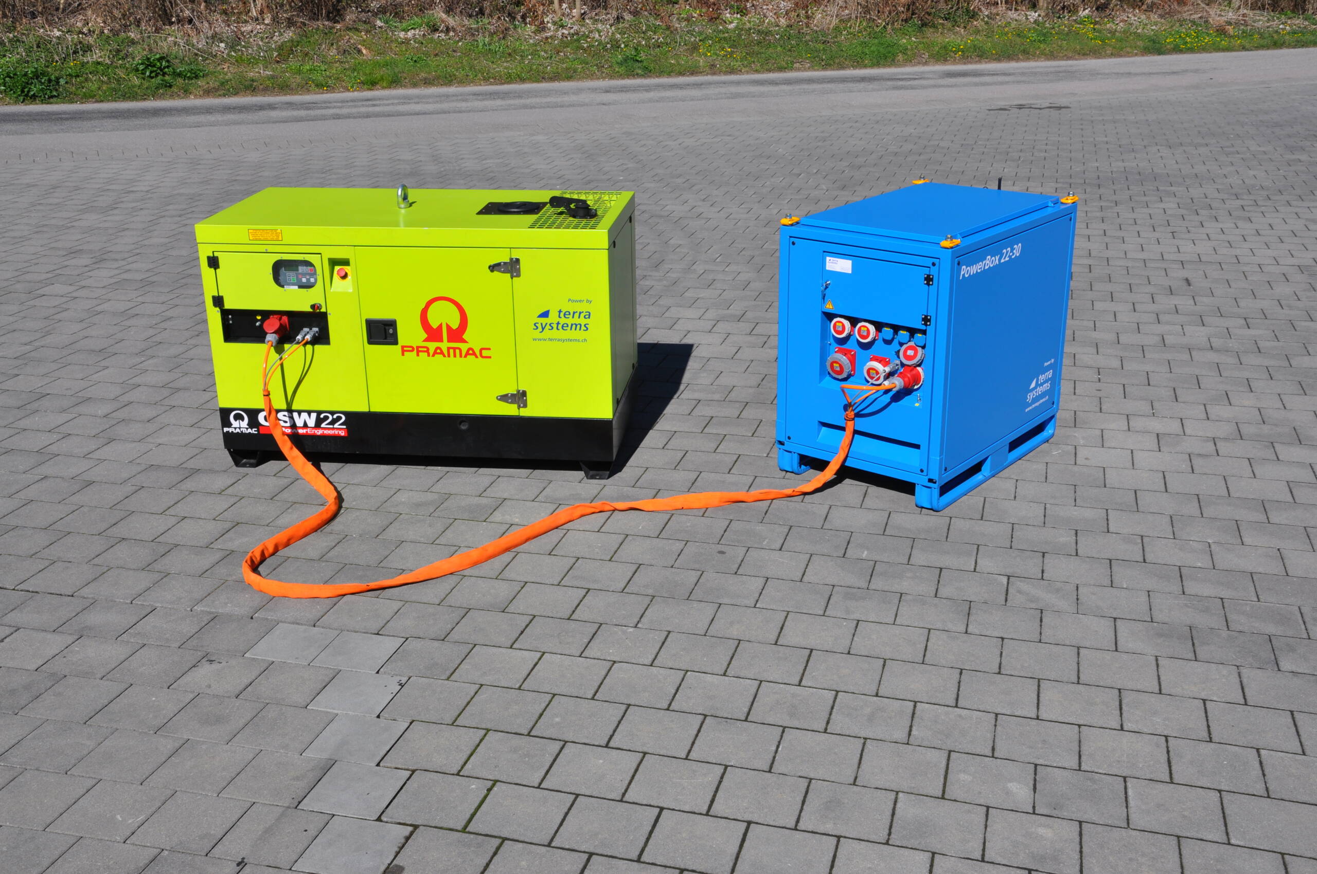 powerbox_22-30_mit_generator_gsw_22y.jpg