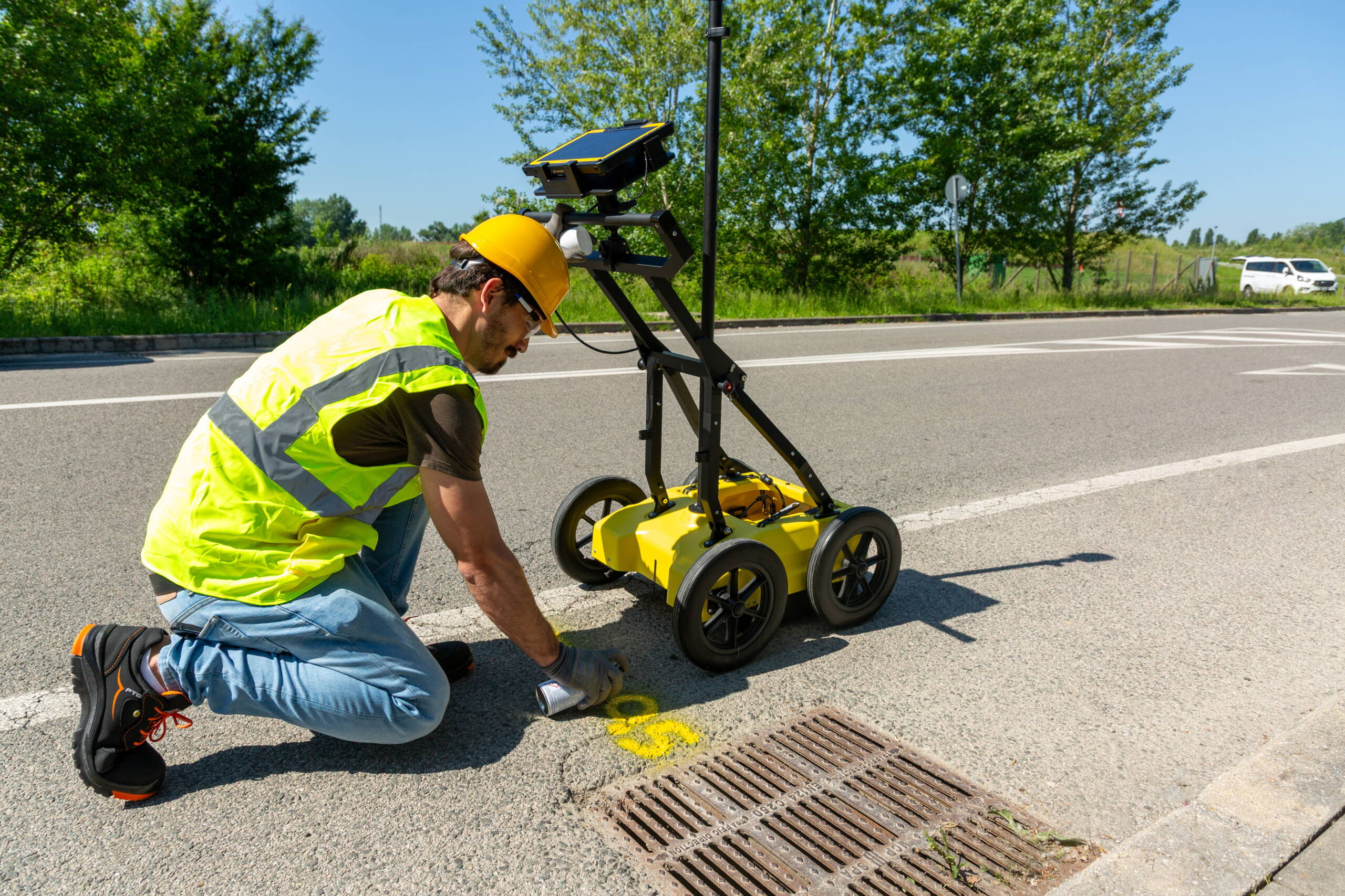 4865_leica.jpg 4865_leica.jpg