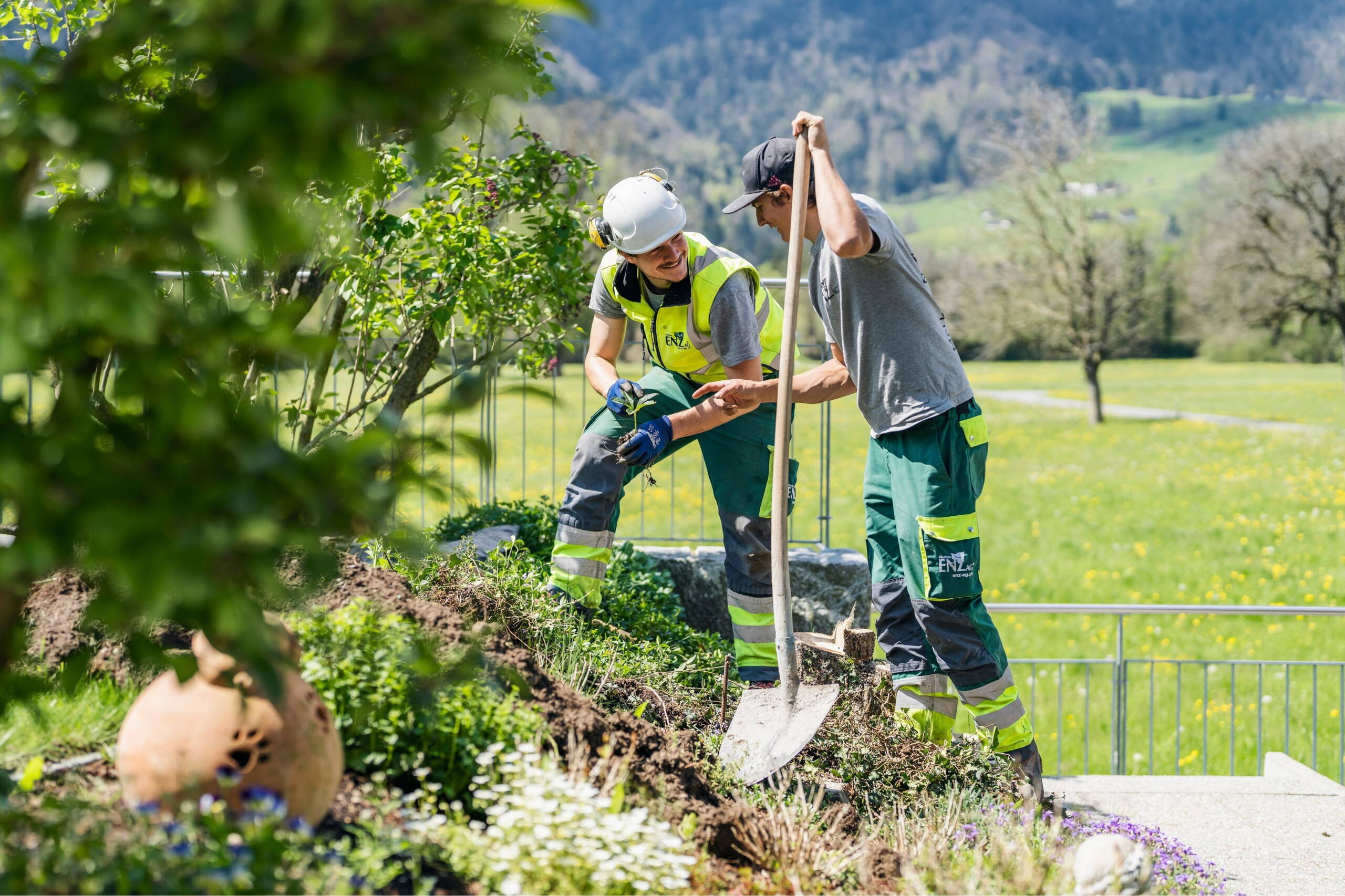 5101_garla2.jpg 5101_garla2.jpg